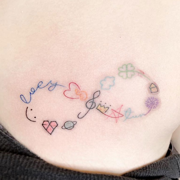  Cute doodle infinity femine tattoo