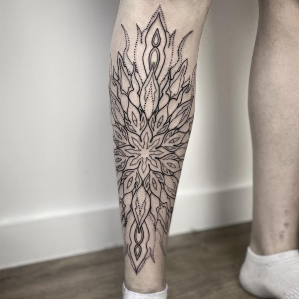 Graceful Line mandala tattoo on shin