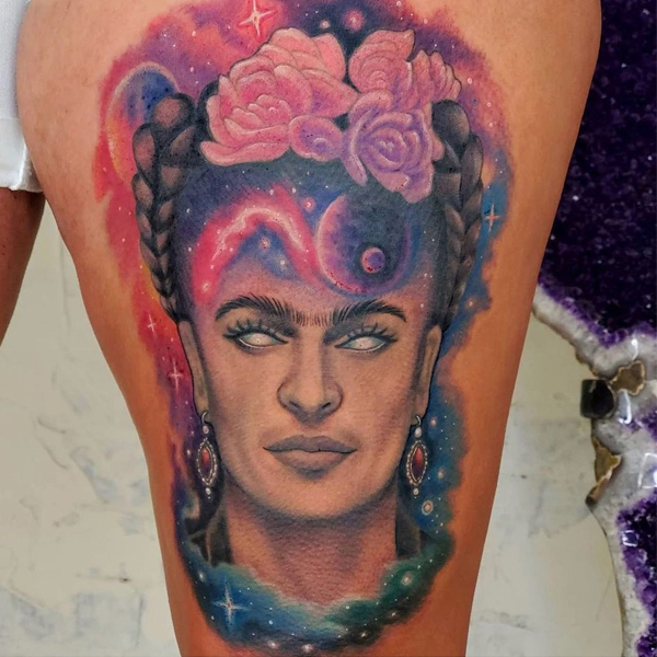 Beautiful Queen of color Thigh tattoo