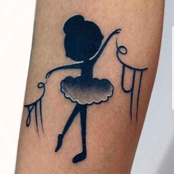 Elegant Maa Paa tattoo with dancing girl