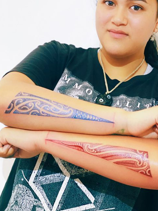  Elegant Maori line tattoo
