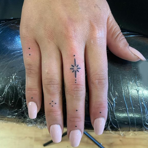Simple norcal star and dots tattoo
