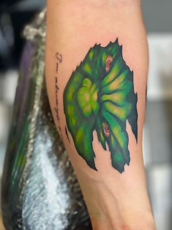 Awesome skin-rip Hulk tattoo design
