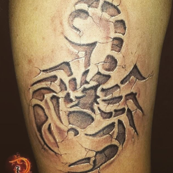 Awesome realistic Fossils Scorpio tattoo