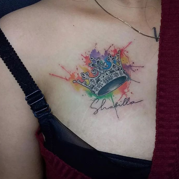 Pretty deatailling crown watercolor splash tattoo