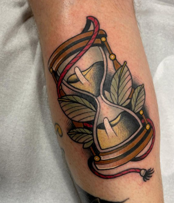Awesome hourglass colorful traditional tattoo design