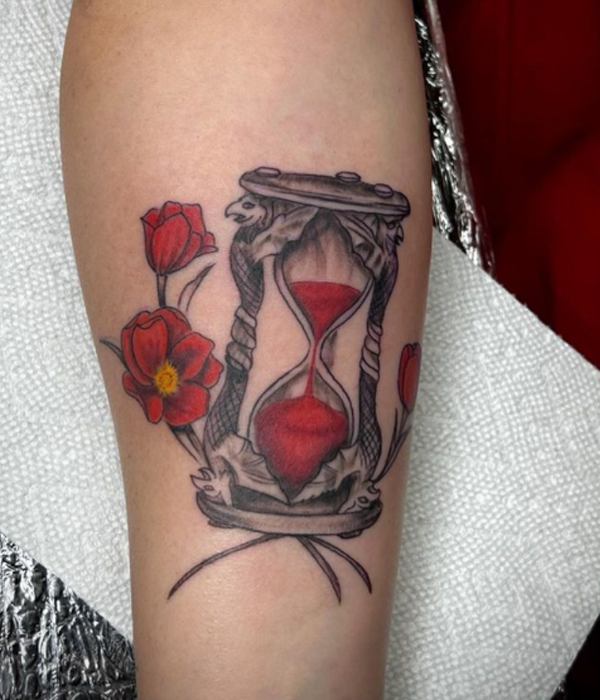 Pretty black and red color hourglass design tattoo