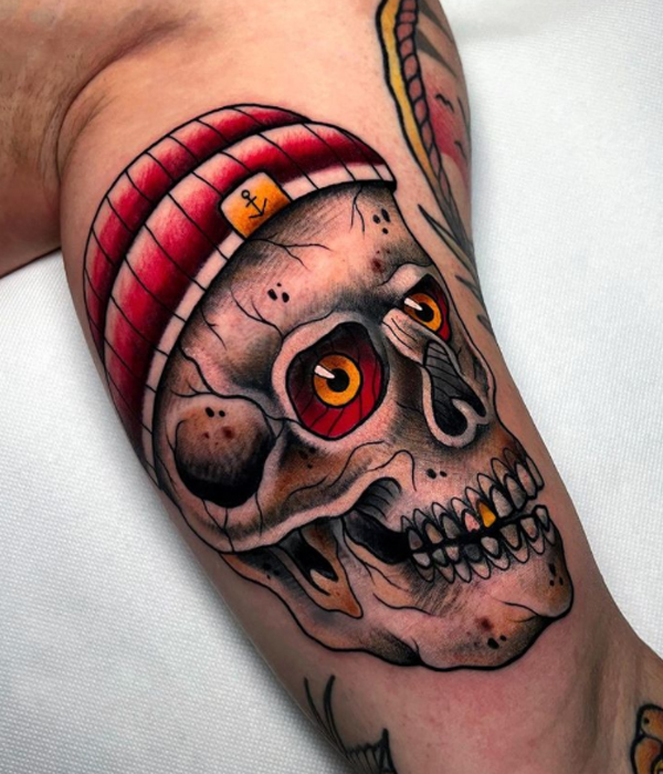 Elegant dead sailor skull design tattoo