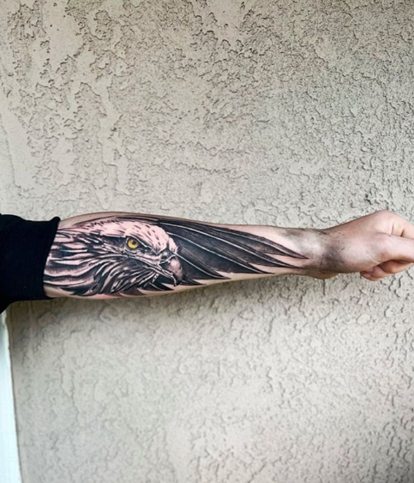 Stunning eagle full-sleeve tattoo design